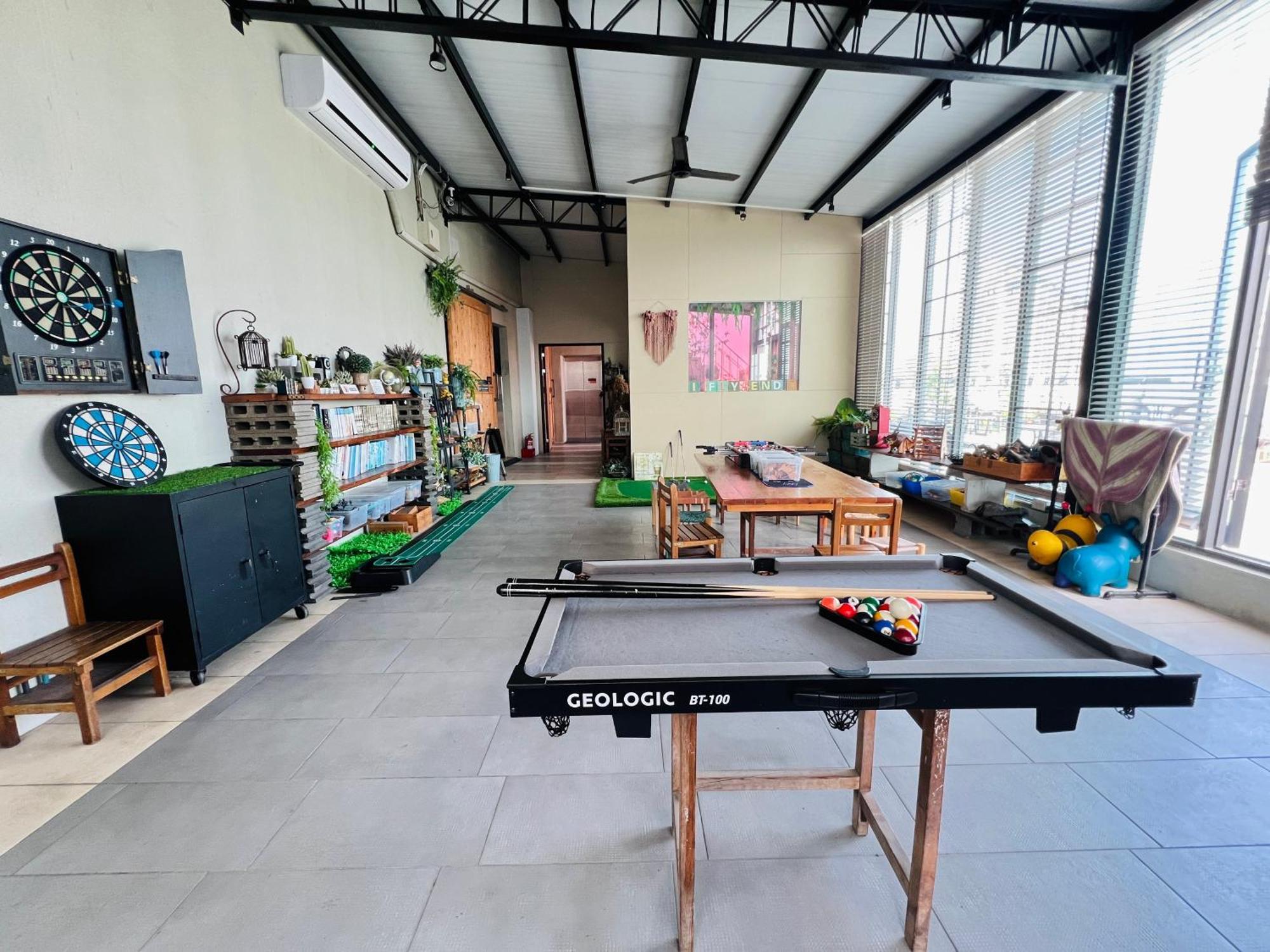 Tourism Inn Tainan Bagian luar foto